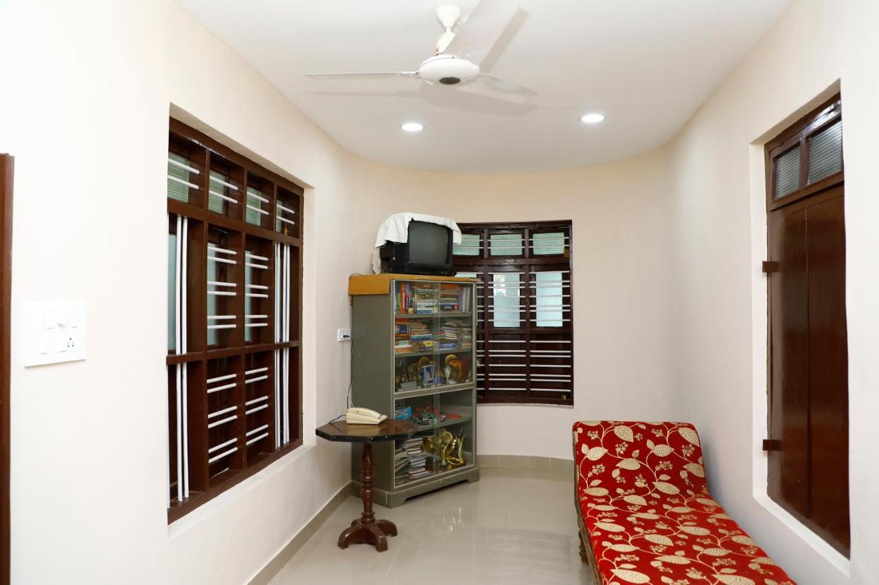 Valiyath Holidays Homestay Mundrothuruth Exterior photo