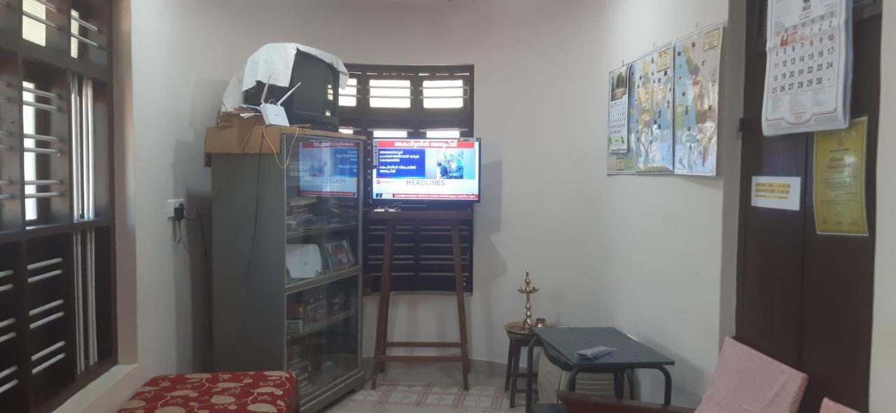 Valiyath Holidays Homestay Mundrothuruth Exterior photo